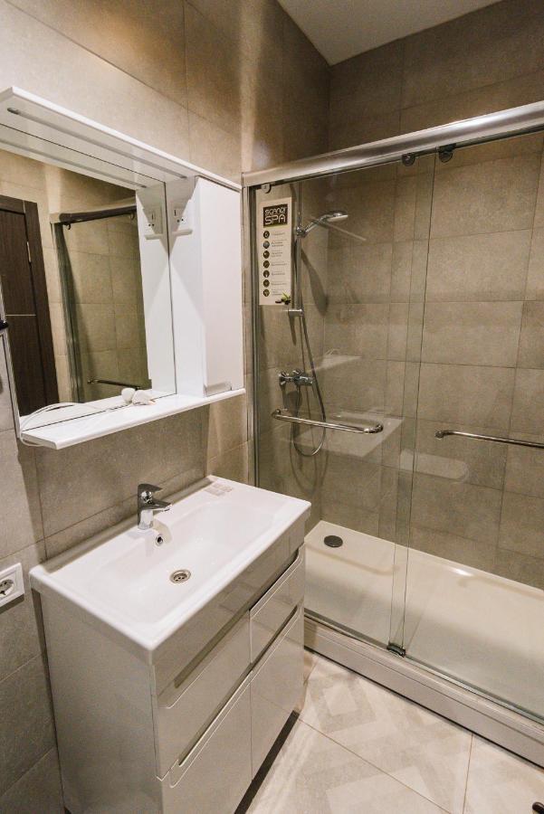 Royal Tower Luxurious Smart Residence Kijev Kültér fotó